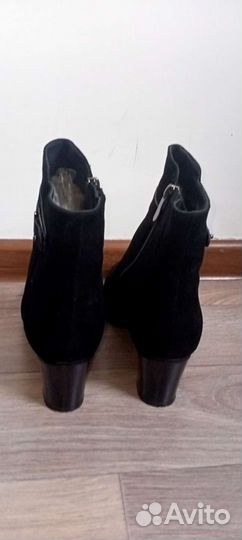 Зимние классические черные замшевые ботинки очень