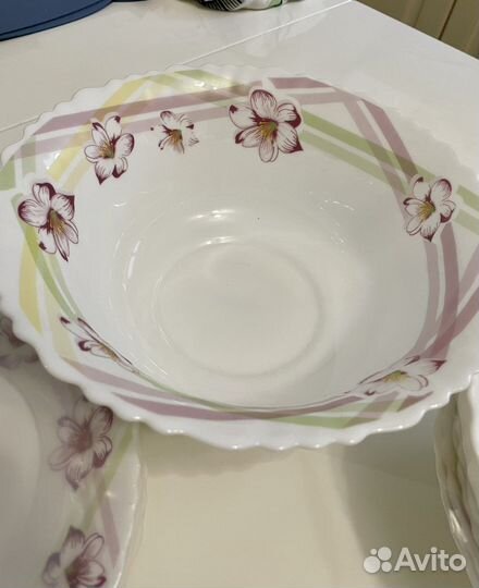 Столовай посуда на 6 персон