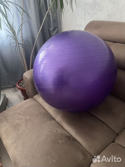 Мячик для фитнеса