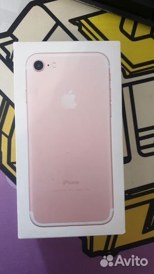 Коробки iPhone