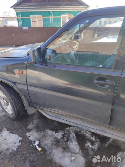 Nissan Terrano 2.7 МТ, 1994, 250 000 км