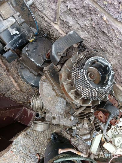 Двигатели для газонокосилок