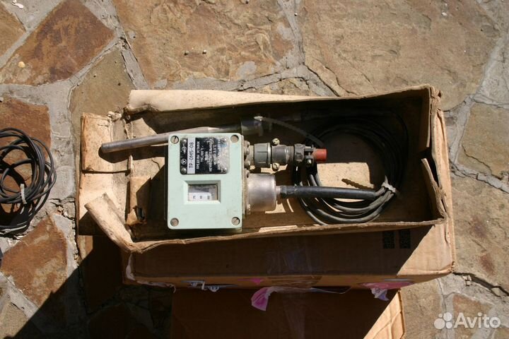 Тр 05-2-08 датчик-реле температуры