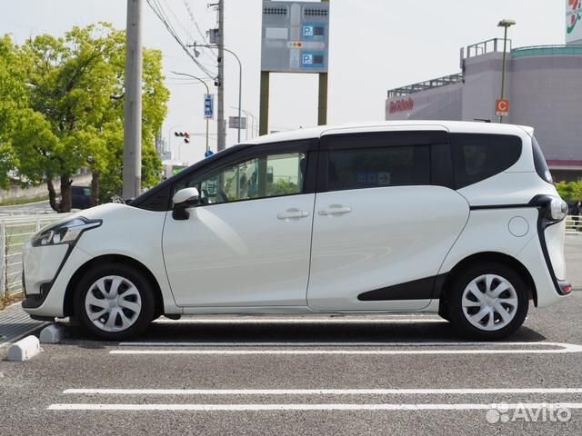 Toyota Sienta 1.5 CVT, 2016, 73 000 км