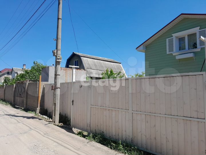 Дом 50 м² на участке 5,6 сот.