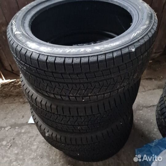 Yokohama 104ZR 235/45 R18