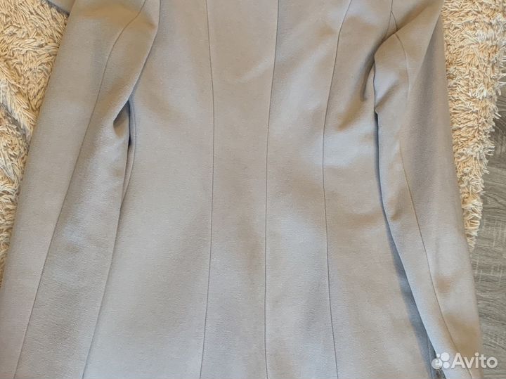 Пальто женское 44