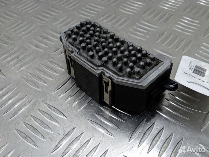 Сопротивление печки Volkswagen Golf 5 2008