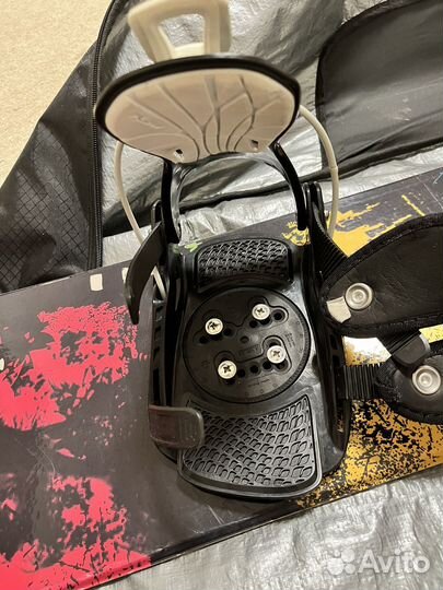 Сноуборд 148 с креплениями