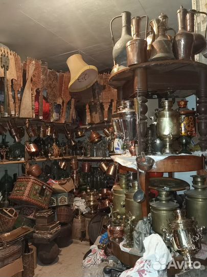 Старинный сундук короб с росписью