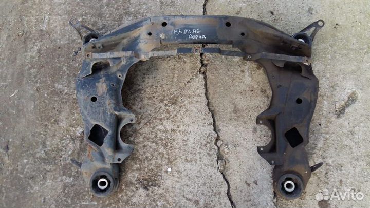 Передняя балка Audi A6 C5
