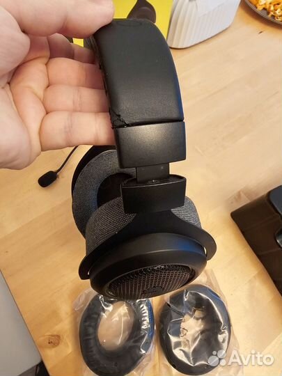 Беспроводная гарнитура corsair hs70 bluetooth