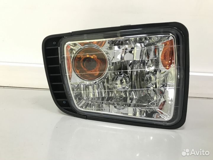 Туманка Infiniti QX56 JA60 2004-2008