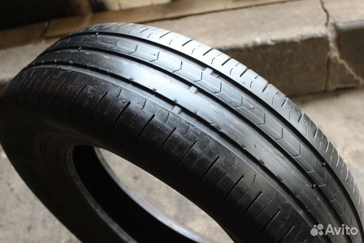 Continental ContiPremiumContact 5 215/70 R16 100H