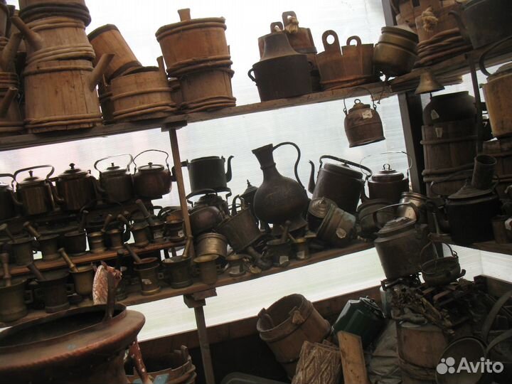 Старинные жестяные коробки банки Монпасье Царские