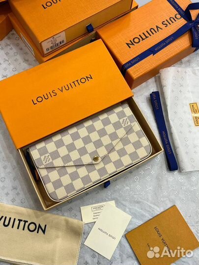 Клатч louis vuitton