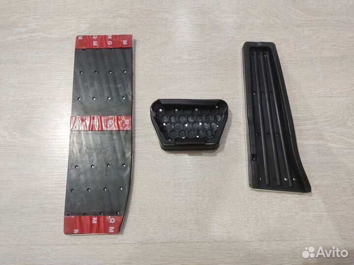 Накладки на педали для бмв