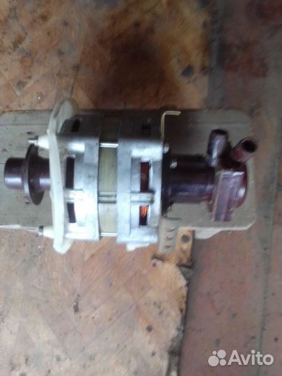 Двигатель от стиральной машины с помпой