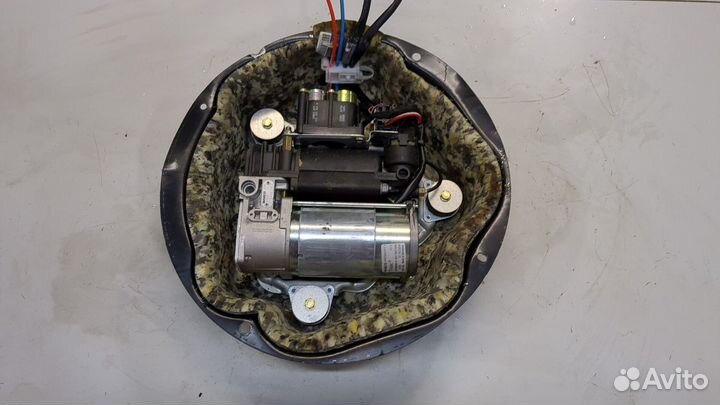 Компрессор воздушный BMW X5 E53, 2005