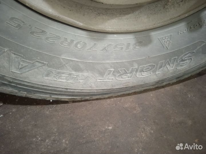 Шины 315 70 22.5 рулевые бу