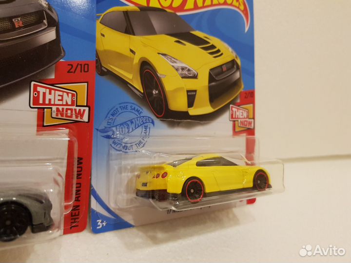 Nissan GT-R 2017 1:64 Hot Weels