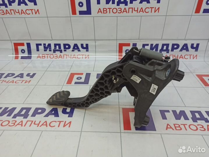 Педаль сцепления Renault Arkana 465037248R