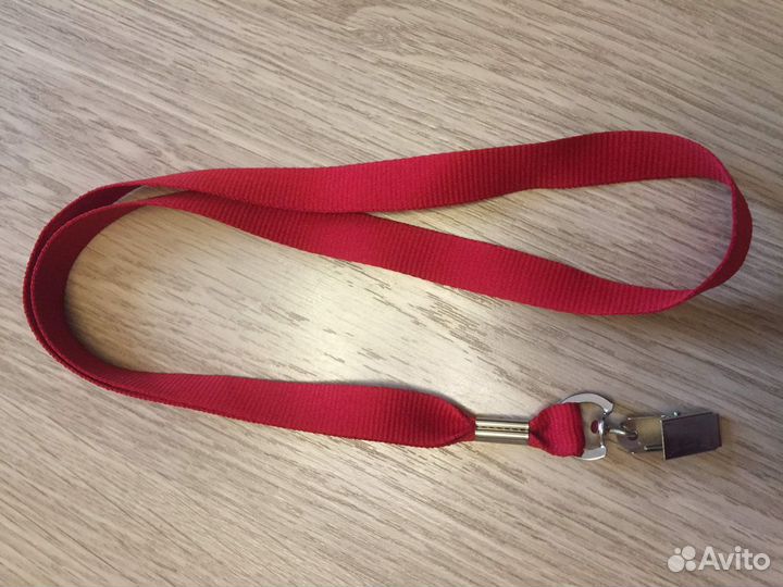 Шнурки для телефонов новые