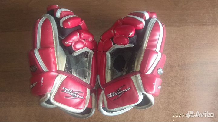 Краги хоккейные easton