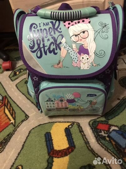 Школьный рюкзак