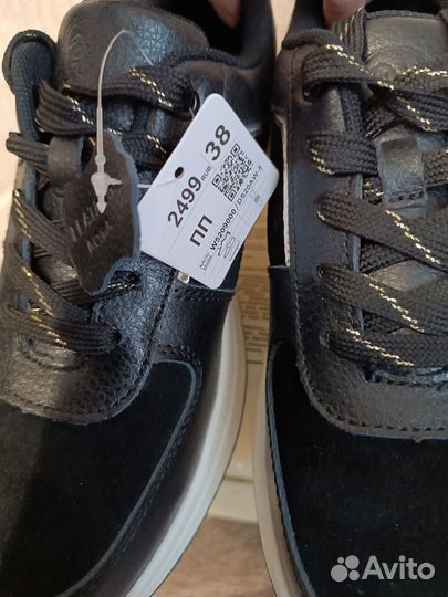 Кроссовки женские 38р,натуральная кожа