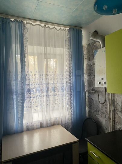 2-к. квартира, 48 м², 4/4 эт.