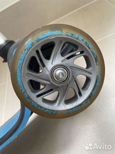 Самокат трехколесный globber