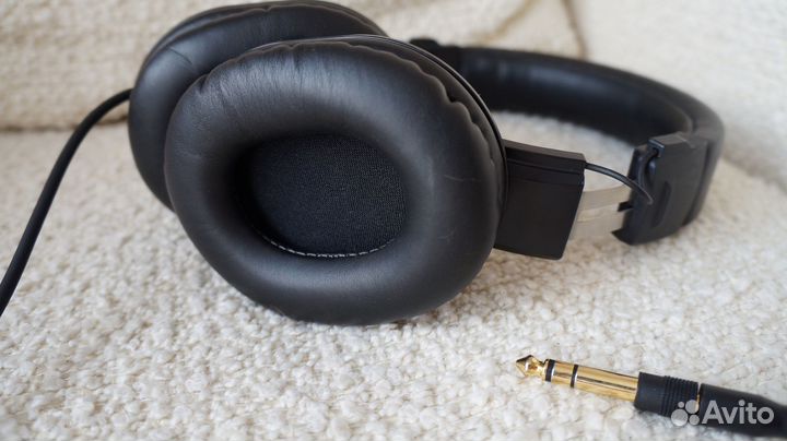 Наушники Audio-Technica ATH-M20x