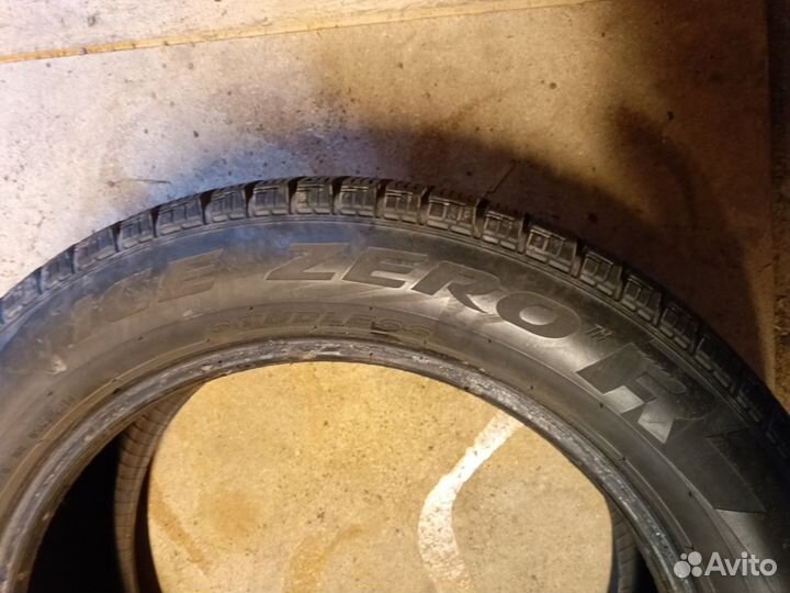 Pirelli Ice Zero FR 235/55 R19 105
