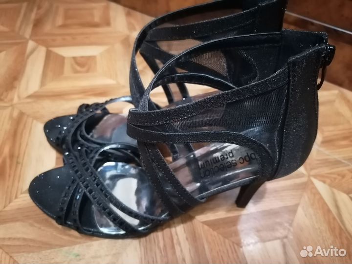 Босоножки на шпильке bonprix, р. 39