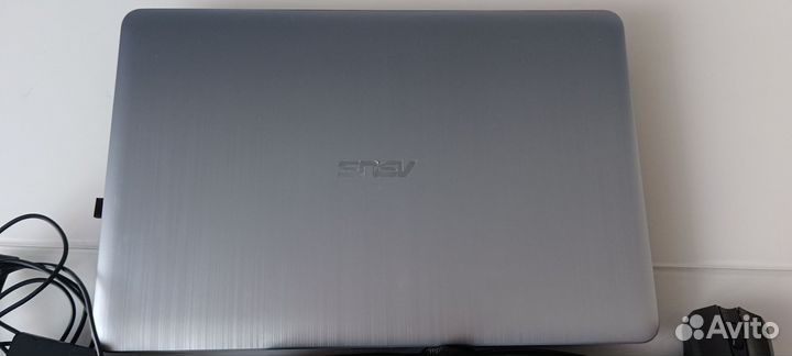 Ноутбук asus