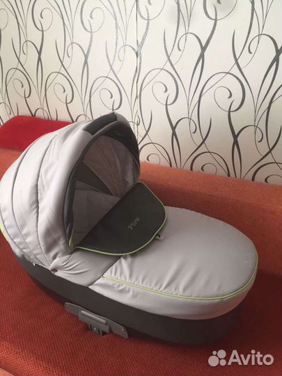 Коляска Camarelo Piro