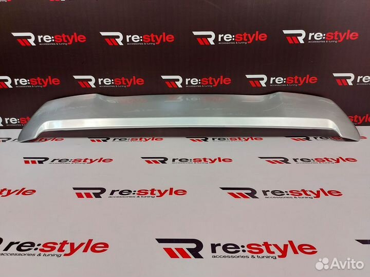 Спойлер Toyota Voxy 80 T916