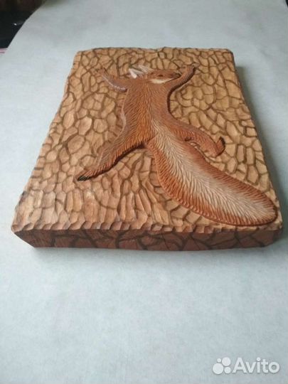 Ручная резьба по дереву панно 