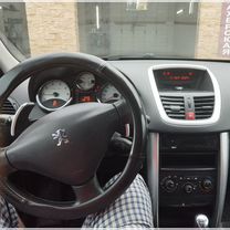 Peugeot 207 1.4 AMT, 2010, 158 000 км, с пробегом, цена 560 000 руб.