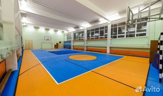 Аренда футбольных,волейбольных площадок