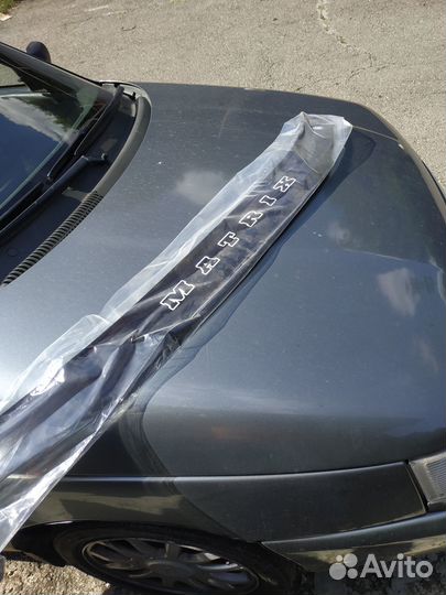 Дефлектор капота matrix