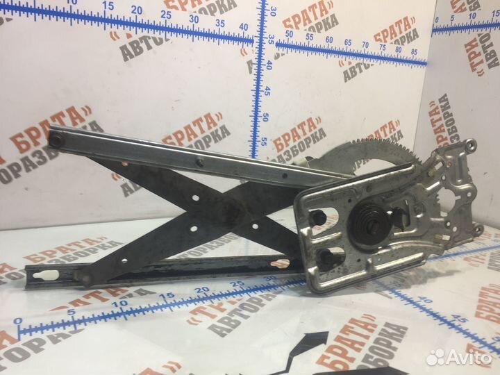 Стеклоподъемник задний (электрический) Прав