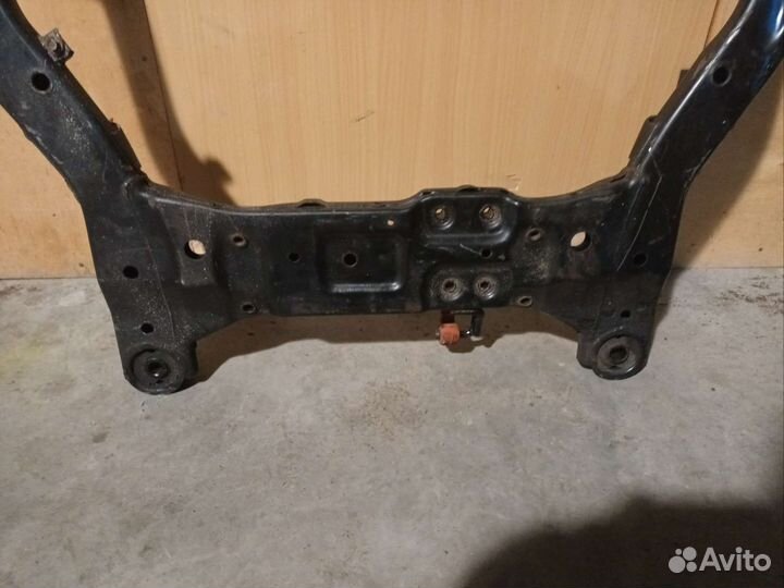 Подмоторная балка,Подрамник Kia Cerato 2 Оригинал