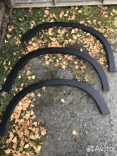 Продам облицовки арок BMW -E70
