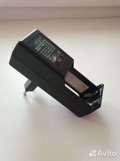 Зарядка Vanson V-888 для ni-cd аккумуляторов