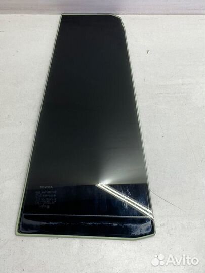 Форточка двери задняя правая Toyota Land Cruiser