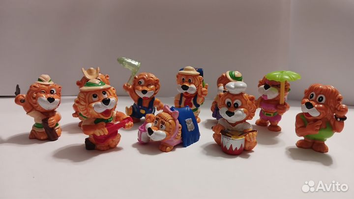 Львята туристы киндер 10 шт. полная серия
