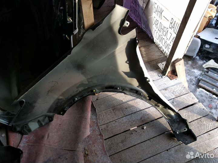 Крыло Toyota Rav4 2012-15г