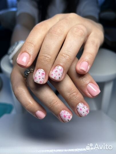 Мастер маникюра